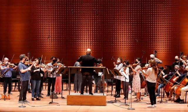 Le philharmonique de New York de «retour à la maison» après 18 mois dans le noir