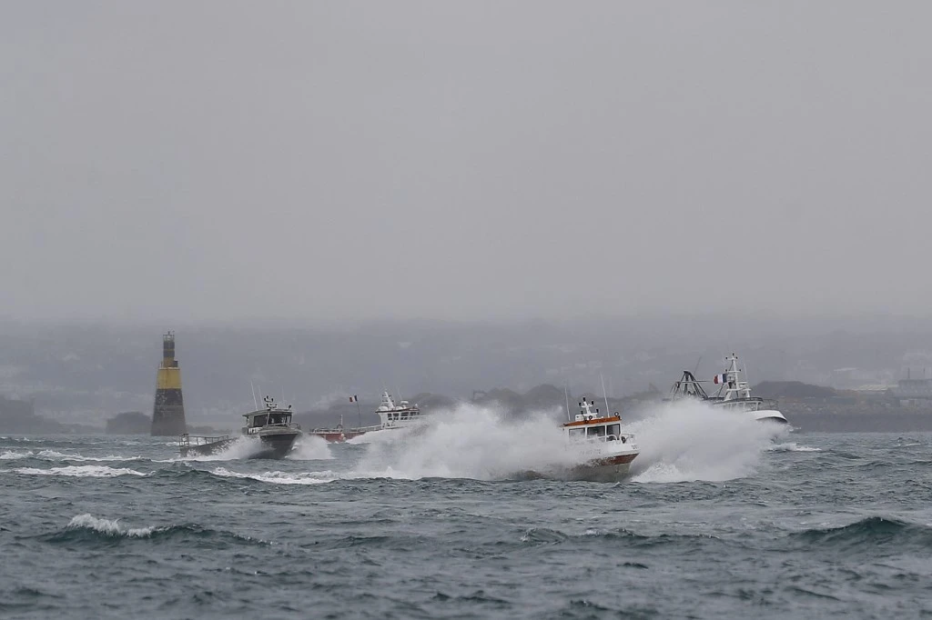 Pris en tenaille entre Londres et Paris, les pêcheurs de Jersey dans l'expectative