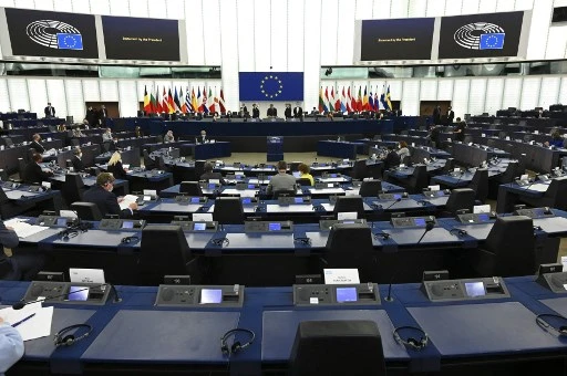 Recours devant la justice de l'UE contre le pass sanitaire européen