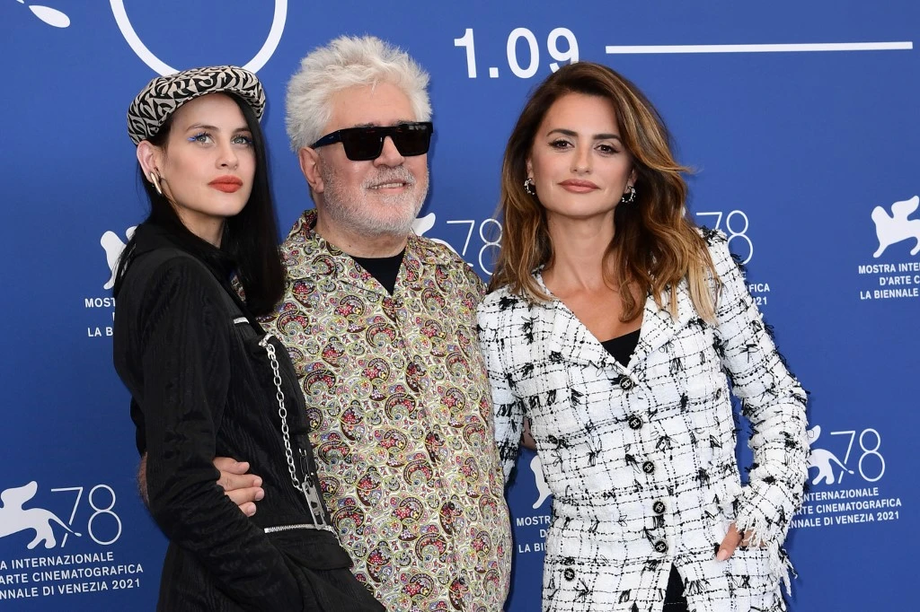 Le vétéran Almodovar donne le coup d'envoi du festival de Venise