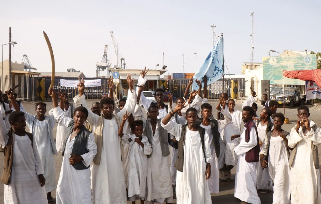 Soudan: des ministres à la rencontre des manifestants bloquant Port-Soudan