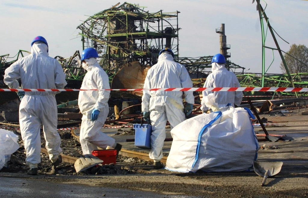 Toulouse se souvient de l'explosion meurtrière de l'usine AZF en 2001