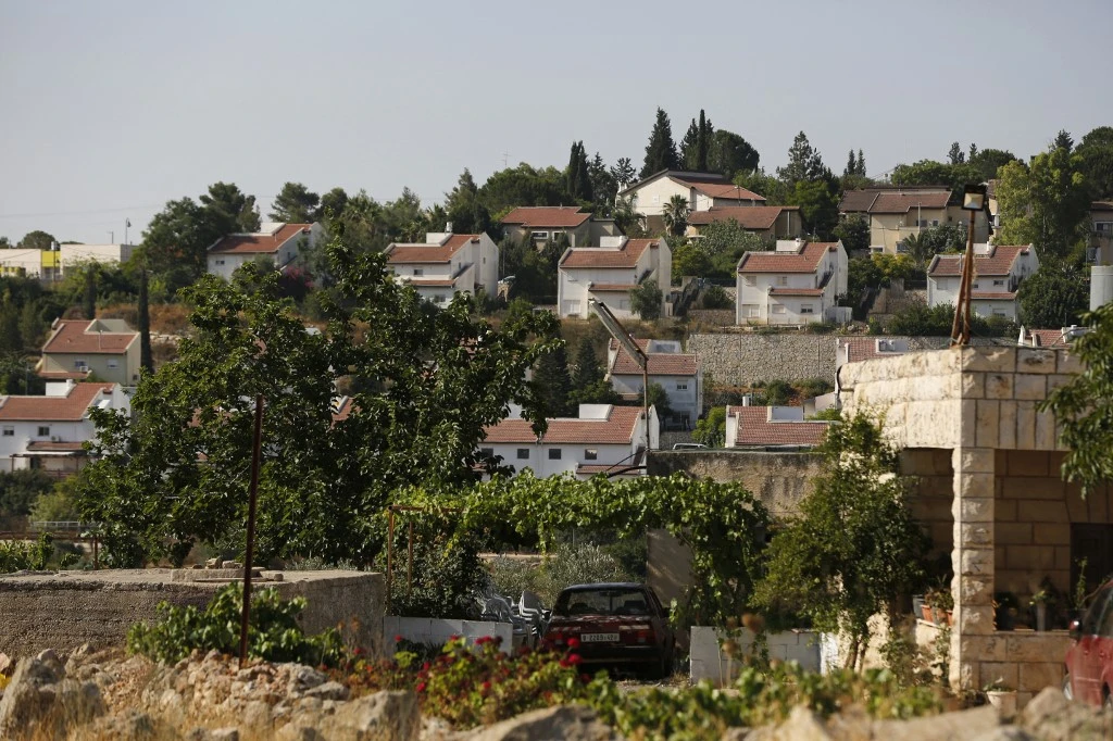 Plus de 670 groupes financiers européens liés aux activités dans les colonies israéliennes