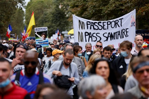 Environ 40 000 manifestants contre le pass sanitaire samedi, participation stable