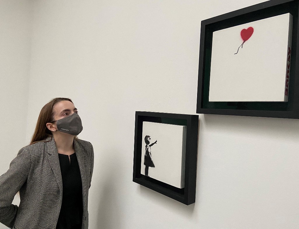 Une version en diptyque de «La Fille au ballon» de Banksy mise aux enchères