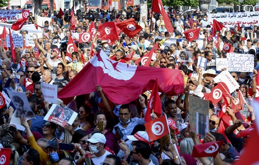Tunisie: la police saisit les équipements d'une TV proche d'Ennahdha