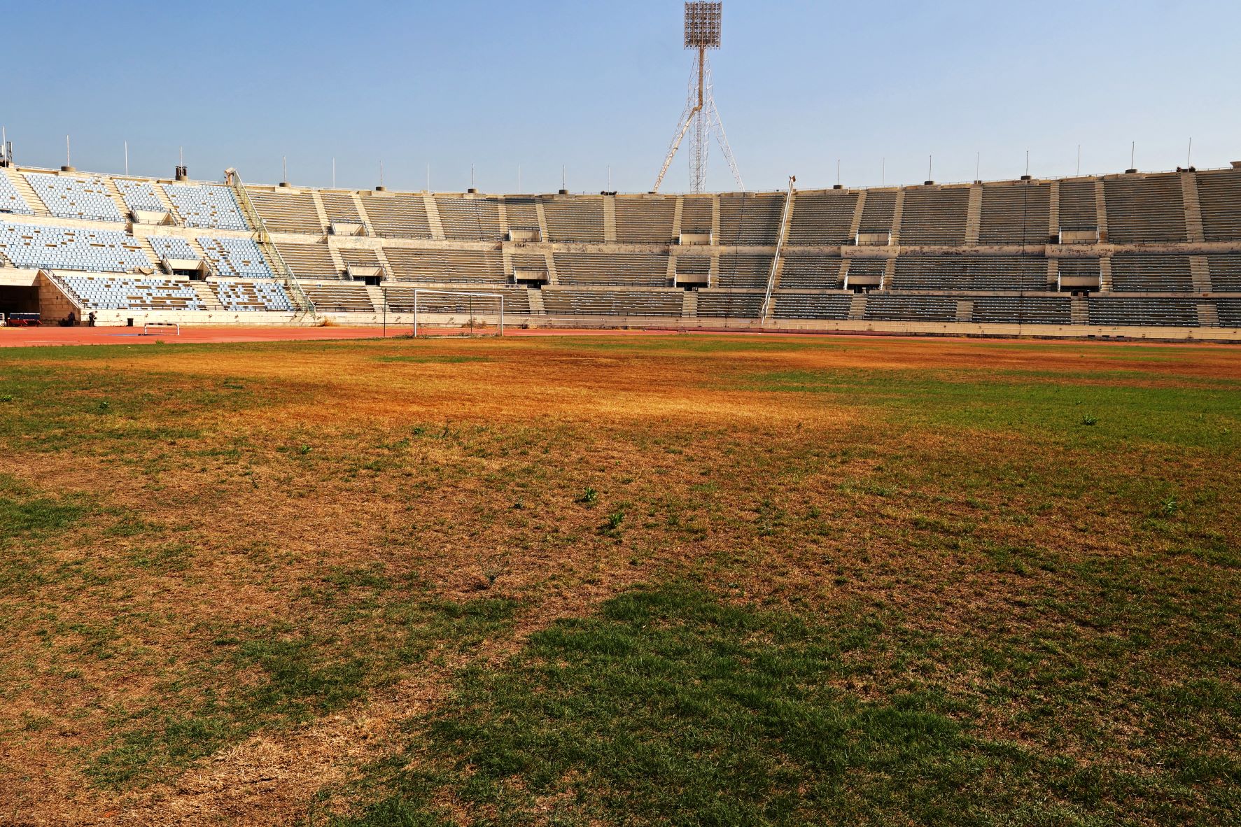 Dans un Liban en crise, les sites sportifs abandonnés et en pleine désuétude