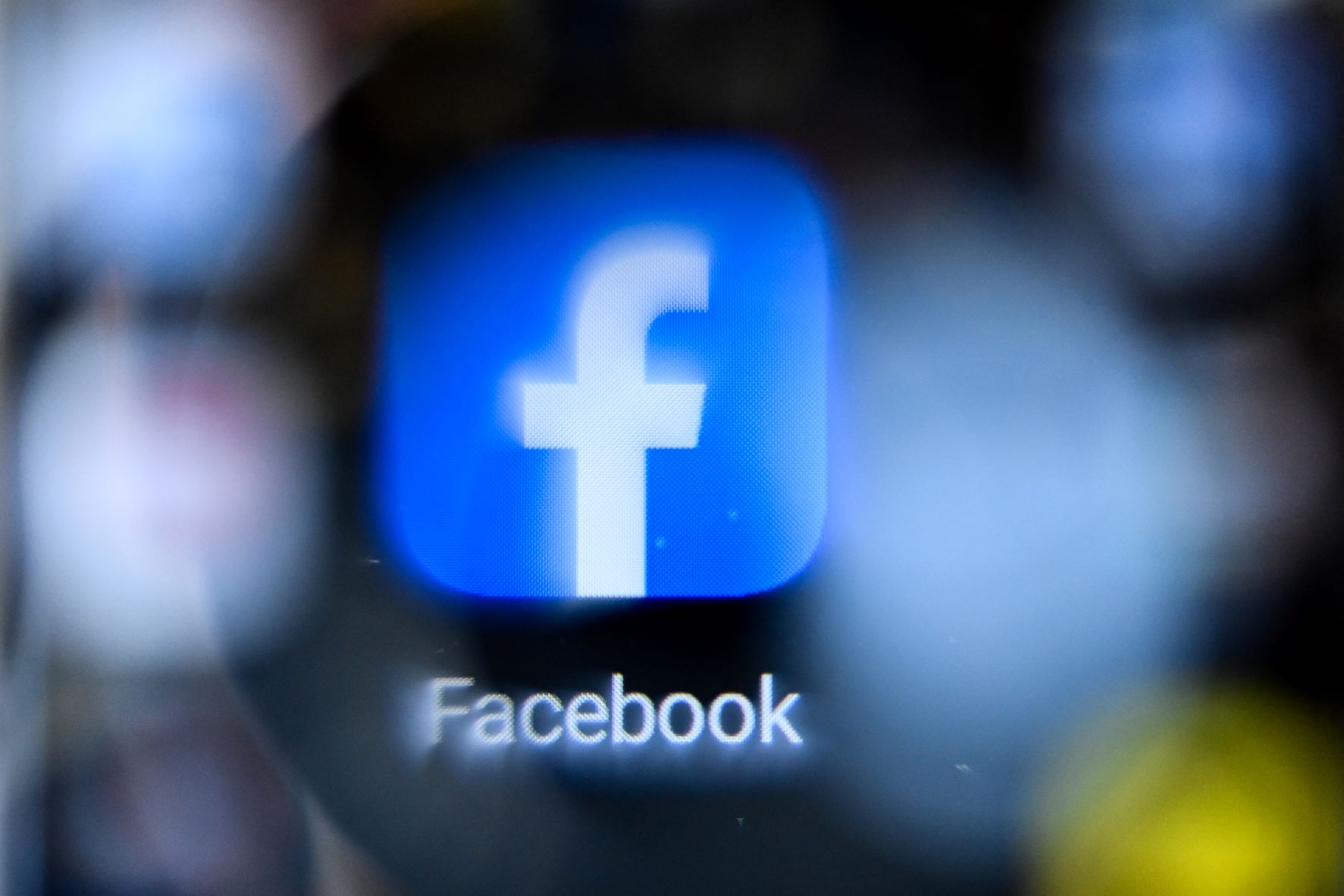 Facebook prévoit de créer 10000 emplois en Europe pour construire le «métavers»