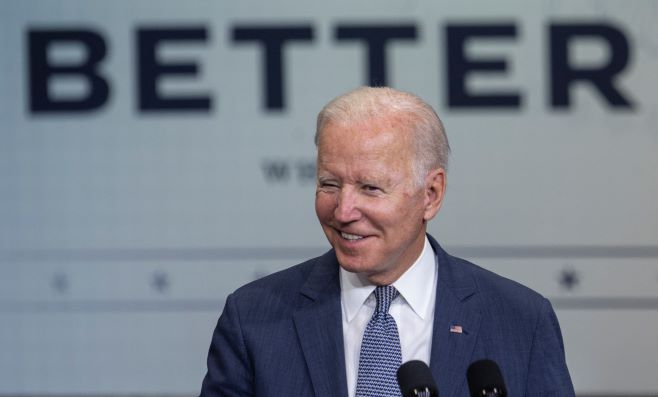 Biden donne encore un coup de collier pour faire passer ses réformes