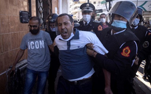 Pass vaccinal: manifestations et interpellations dans les grandes villes du Maroc