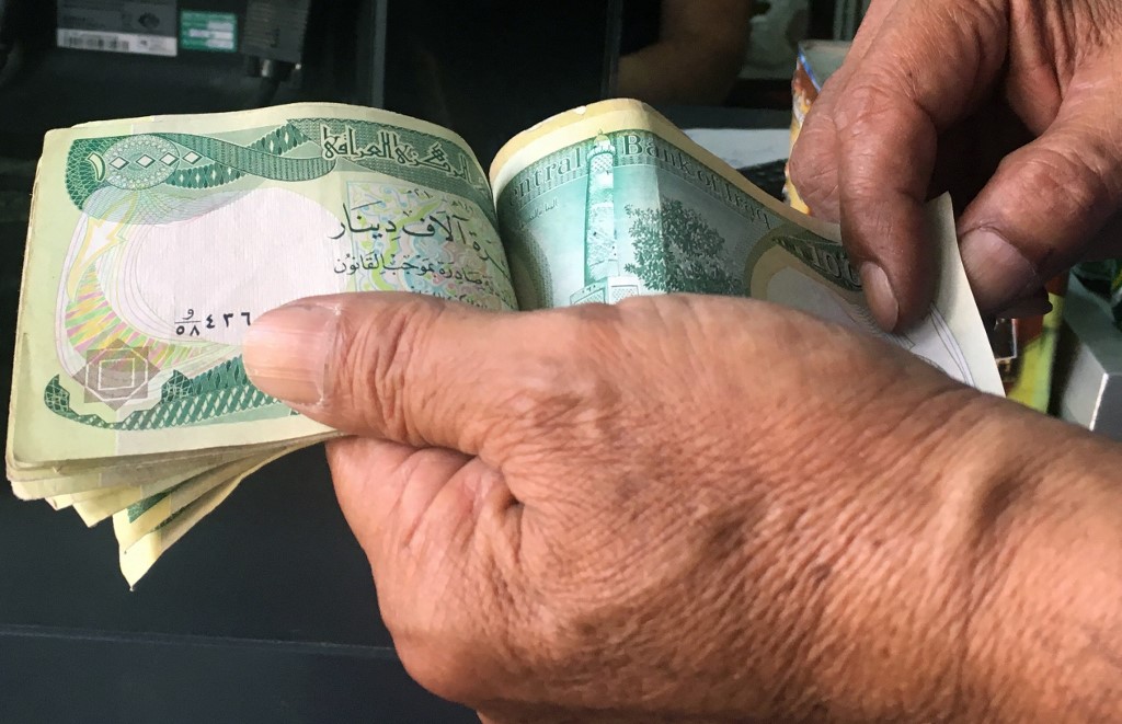 Irak: des sacs de billets sous les décombres de la Banque centrale de Mossoul