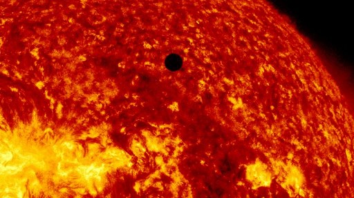 Vénus n'a jamais pu accueillir d'océans, un sort auquel la Terre a échappé de peu