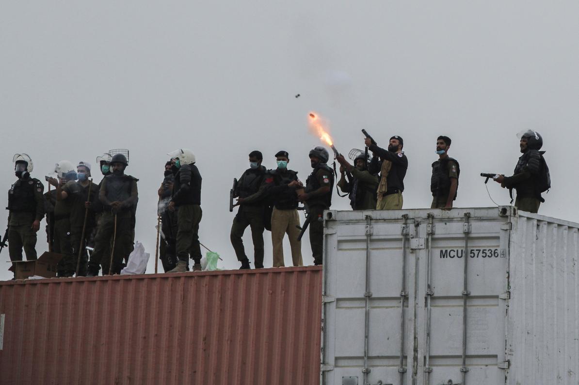 Pakistan: affrontements meurtriers au cours de manifestations d'un parti islamiste interdit