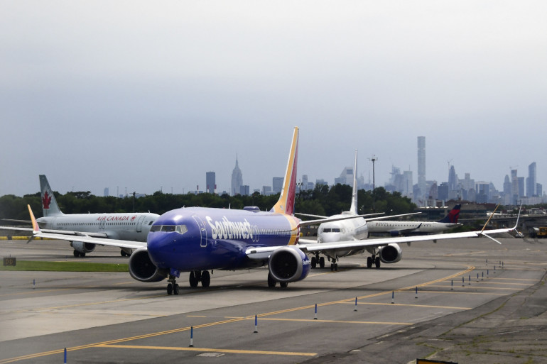 Un avion contraint d'évacuer en urgence à New York à cause du comportement d'un passager