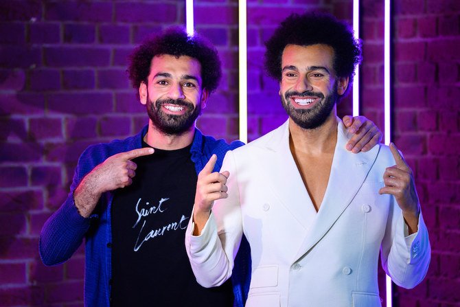 «Mo, voici Mo»: Salah fait la rencontre de sa statue de cire au musée Madame Tussauds