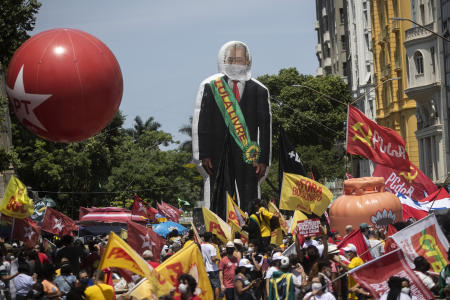 Manifestations au Brésil pour la destitution du président Bolsonaro