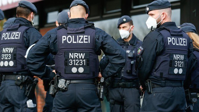 La police allemande a effectué une descente auprès d’un réseau soupçonné d’avoir blanchi 162 millions de dollars