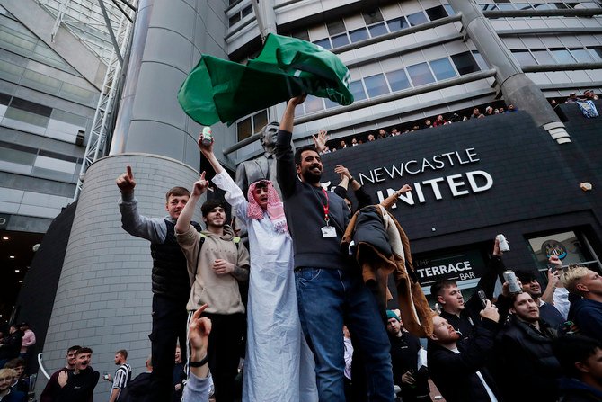 Un consortium dirigé par l’Arabie saoudite rachète Newcastle United