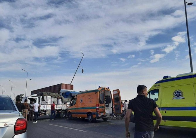 Dix-neuf morts dans un accident de la route au Caire