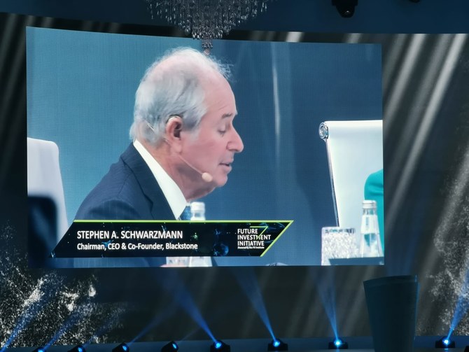 11 milliards de dollars investis dans des projets de développement durable depuis 2019, précise le PDG du groupe Blackstone