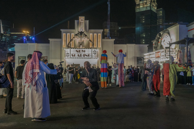 Des familles manquent le travail et l’école pour profiter de Winter Wonderland, au festival Riyadh Season