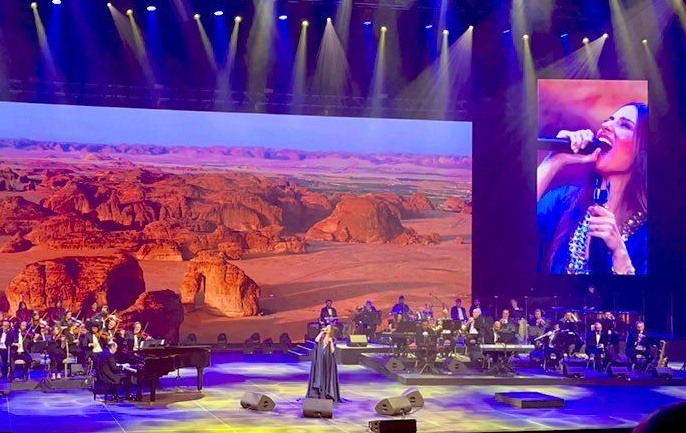 Hiba Tawaji brille à Maraya au coup d'envoi des événements musicaux AlUla Moments