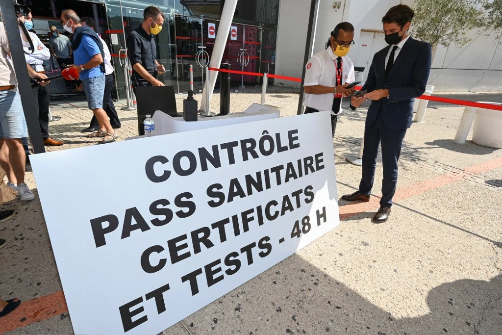 La prolongation controversée du pass sanitaire en Conseil des ministres