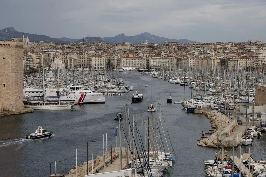 Pressée par Macron, la métropole Aix-Marseille-Provence fait sa mue à marche forcée