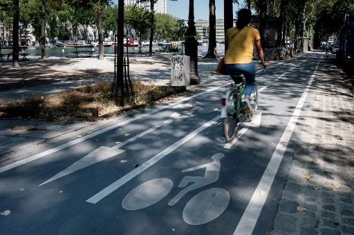Paris lance un «plan vélo» pour devenir une ville «100% cyclable»
