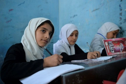 Selon l'ONU, les talibans vont «bientôt» annoncer un «cadre» pour l'éducation des filles