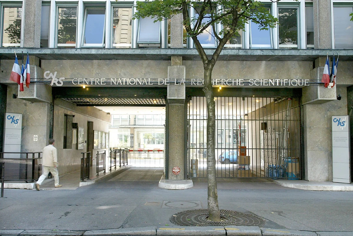Le CNRS recherche 10000 passionnés du blob