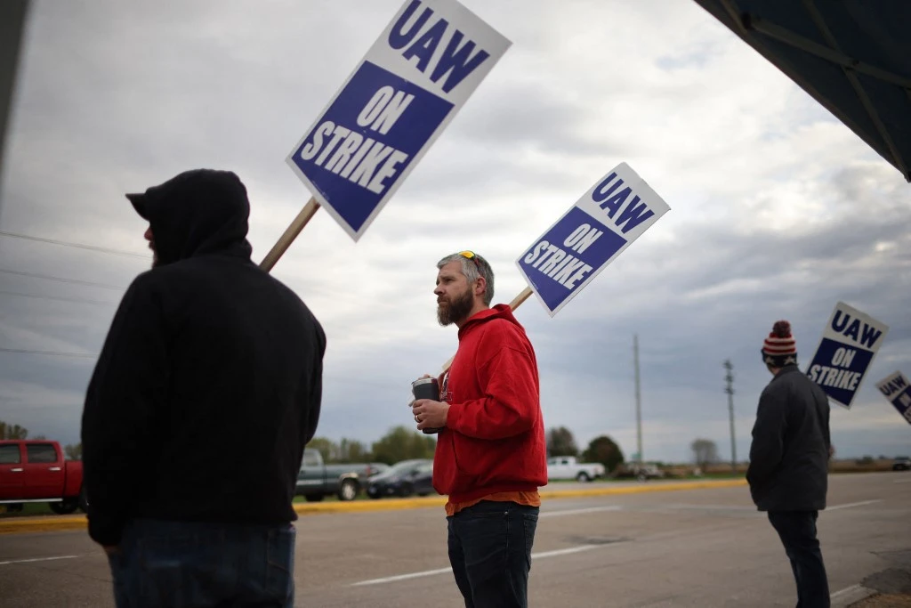 Menée par des salariés frustrés et épuisés, une vague de grèves secoue les Etats-Unis