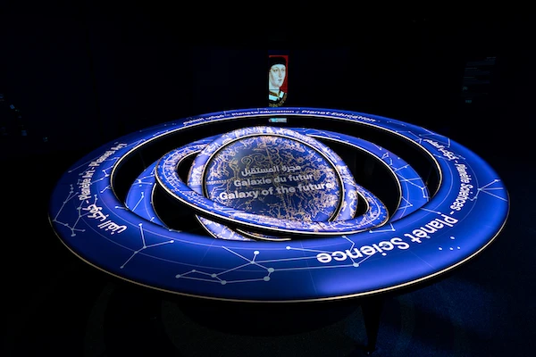 Espace: La France renforce sa coopération avec les Émirats arabes unis