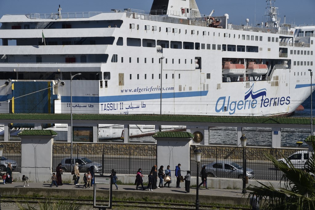 La réouverture des liaisons maritimes pour le transport de voyageurs vers la France et l'Espagne avait été annoncée le 12 octobre par le ministère algérien des Transports. Une rotation par semaine avait été annoncée vers la France, entre Alger et Marseille, par la compagnie Algérie Ferries (AFP)