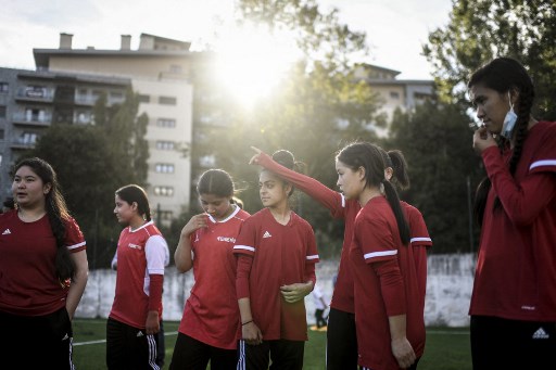 Des footballeuses afghanes évacuées au Royaume-Uni avec l'aide de Kim Kardashian