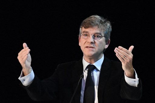 Expulsions: Montebourg reconnaît s'être «mal exprimé»