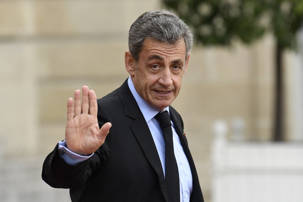 Procès des sondages de l'Elysée: Sarkozy oppose le silence aux questions du tribunal