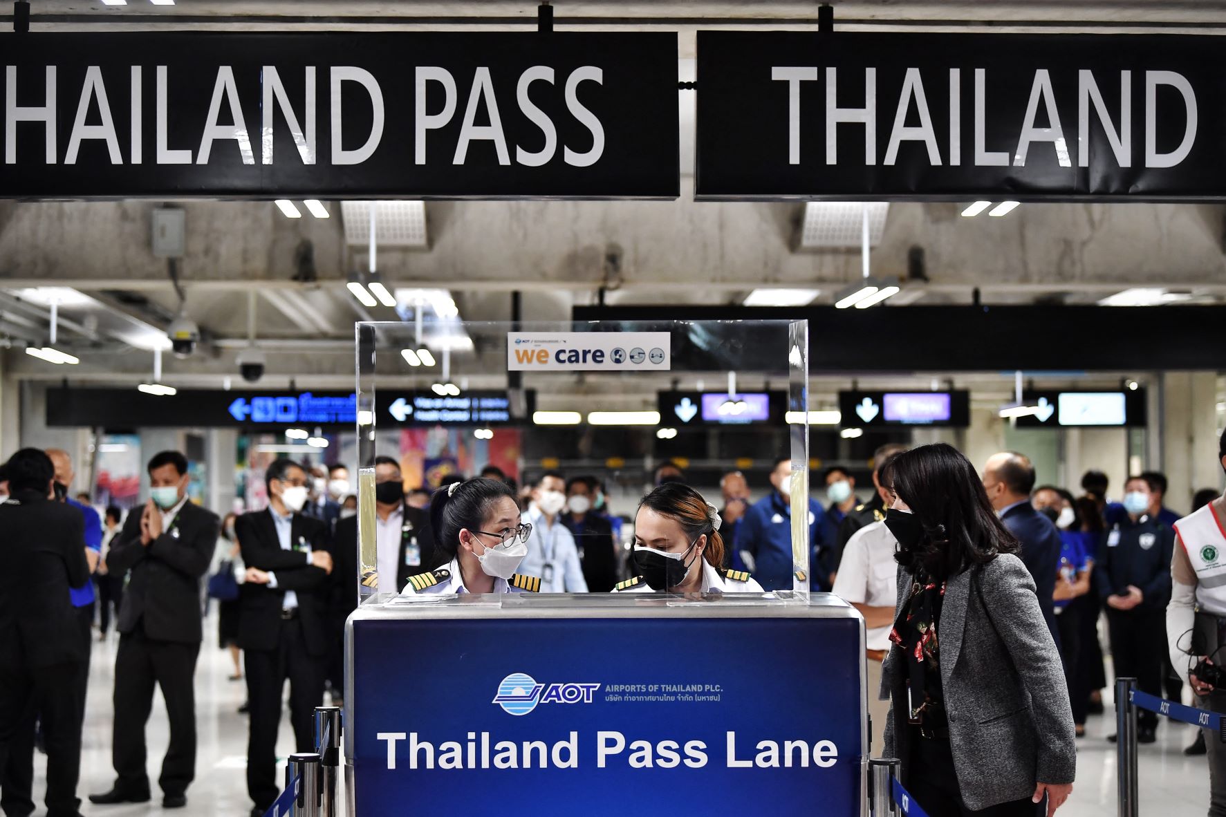 Pleine d'espoir, la Thaïlande accueille ses premiers touristes sans quarantaine