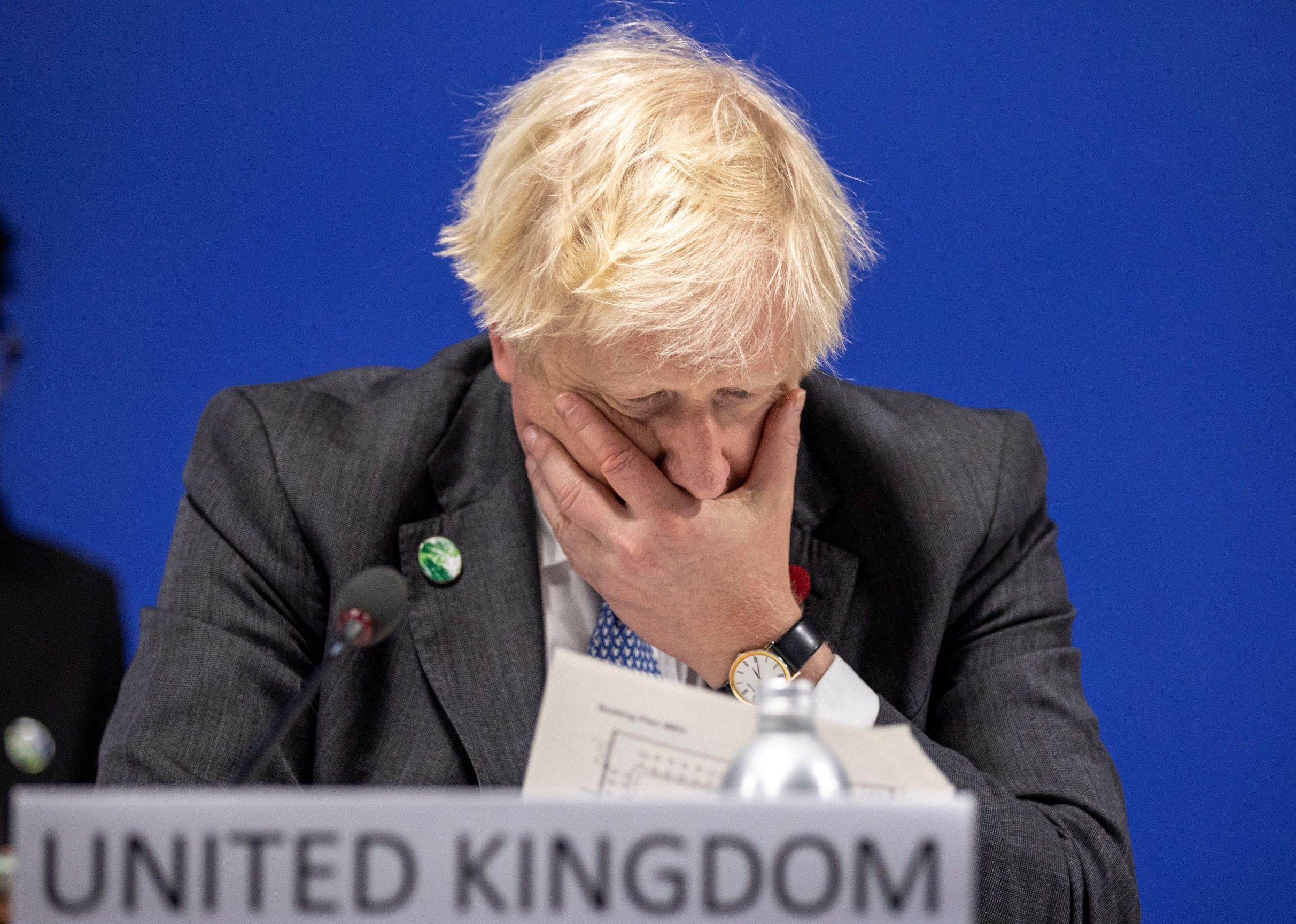 Downing Street se justifie sur le retour de Johnson en avion depuis Glasgow