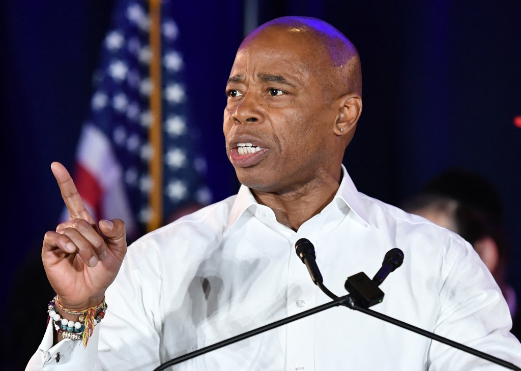L'Afro-Américain Eric Adams remporte la mairie de New York