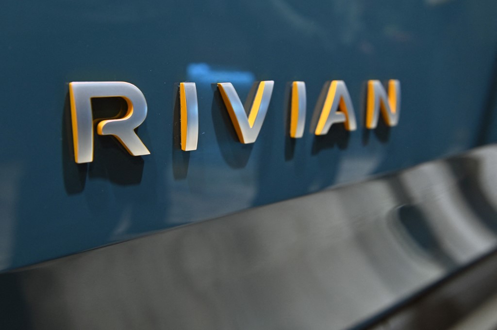 Le fabricant d'autos électriques Rivian arrive en trombe à Wall Street, où il vaut 100 milliards
