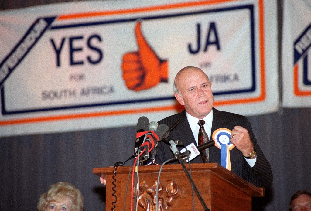 Obsèques dans l'intimité pour De Klerk, le dernier président de l'apartheid
