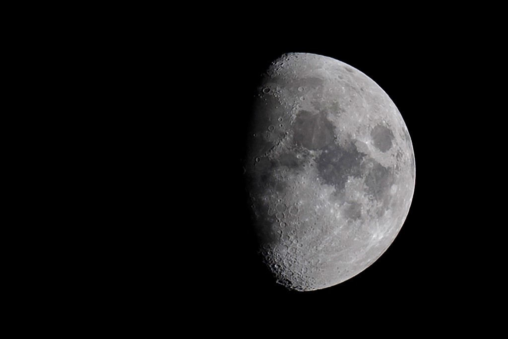 Le retour des Américains sur la Lune plutôt pour 2026