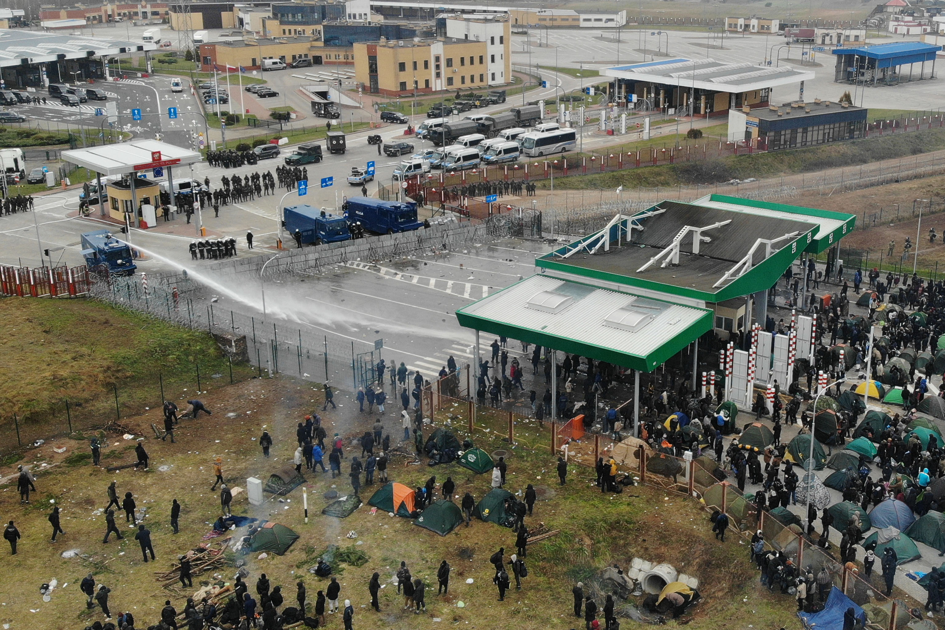 Crise migratoire: le Bélarus dit vouloir éviter la confrontation