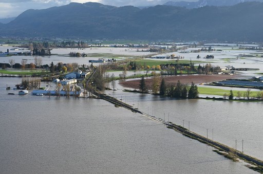 Un mort et des milliers d'évacués en raison d'inondations dans l'Ouest du Canada