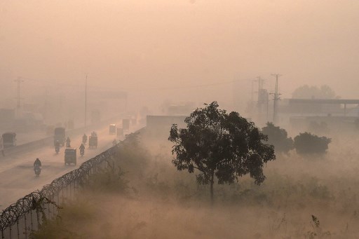 Pakistan: à Lahore, on ne tombe pas malade de Covid, mais de la pollution de l'air