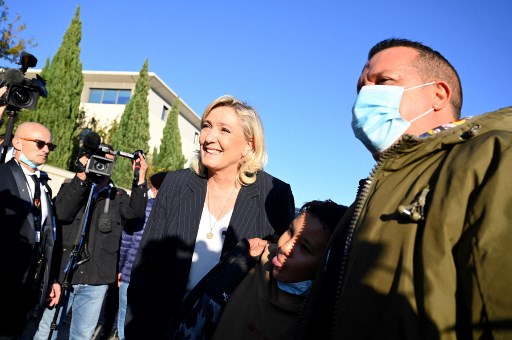 Le Pen appelle Zemmour à se rallier à sa candidature