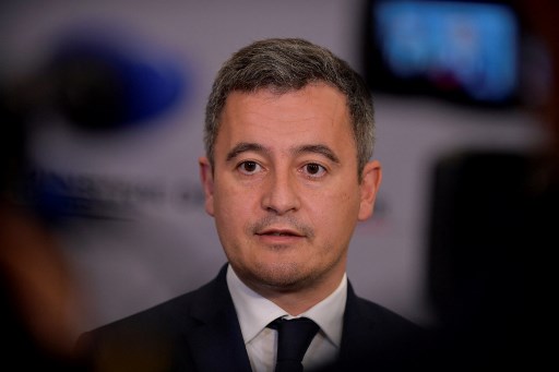 La France compte «600 000 à 700 000» sans-papiers, selon Darmanin