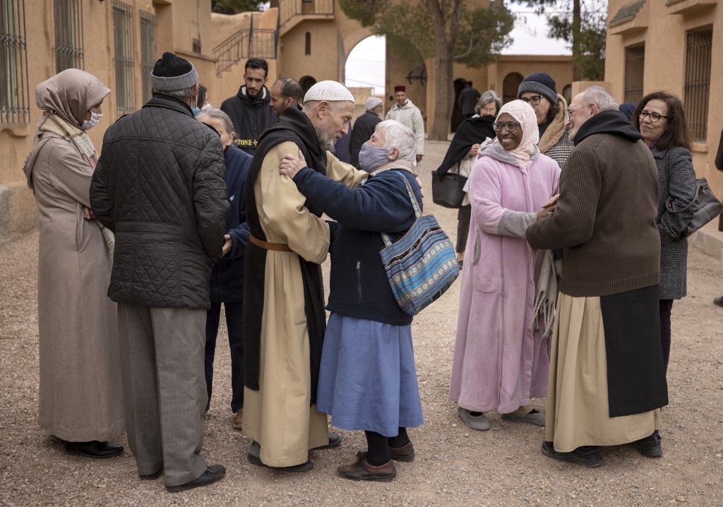Le dernier moine rescapé du massacre de Tibhirine inhumé dans l'Atlas marocain