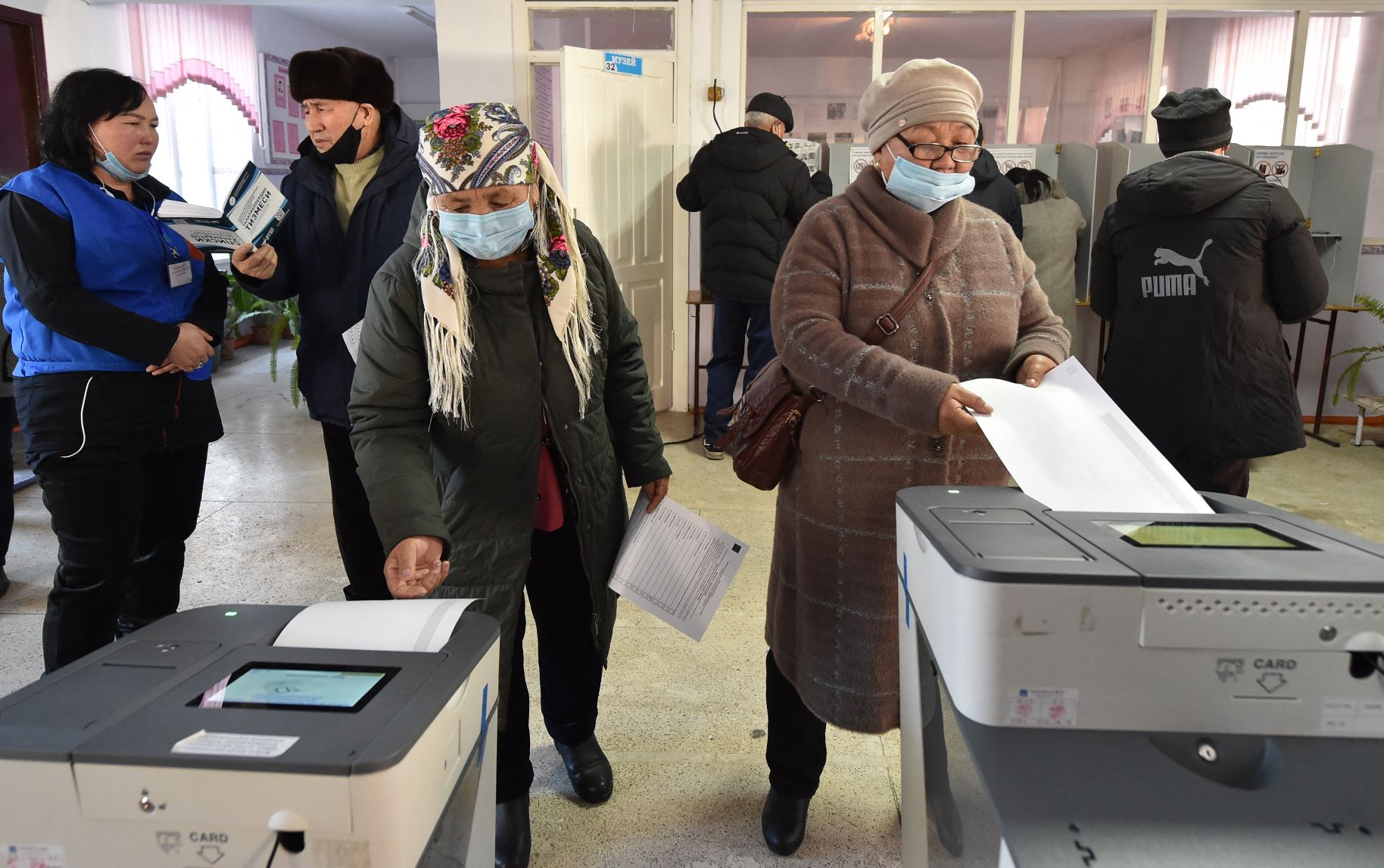 Kirghizstan: des législatives dans un climat tendu